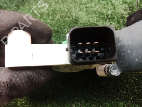 Left front window motor MERCEDES-BENZ CLA Coupe (C117) CLA 180 (117.342) | BP22758394E21 