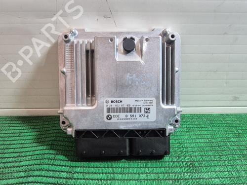 Used Engine control unit (ECU) Engine control unit (ECU) BMW 5 (F10) 525 d xDrive (218 hp) 40295796 40295796