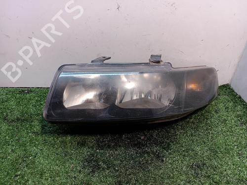 Venstre forlygte SEAT LEON (1M1) 1.6 16 V (105 hp) 16165545