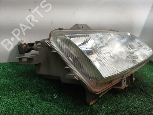 Right headlight RENAULT ESPACE III (JE0_)  | BP13701897C29 