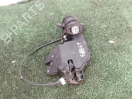 Used Tailgate lock BMW 3 (E90) 318 i (129 hp) 26566757