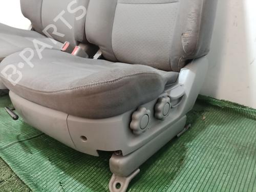 Seats set KIA SORENTO I (JC) 2.5 CRDi 4WD | BP21757371C78