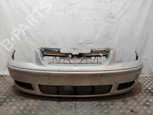 Used Front bumper VW POLO (6N2) 1.4 16V (75 hp) 10001929