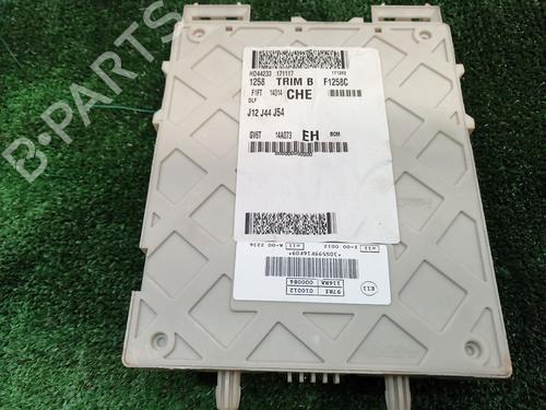 Fuse box FORD FOCUS IV Saloon (HM) 1.0 EcoBoost | BP22758420E1 