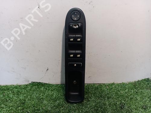 Used Left front window switch PEUGEOT 307 CC (3B) [2003-2009]  16068327