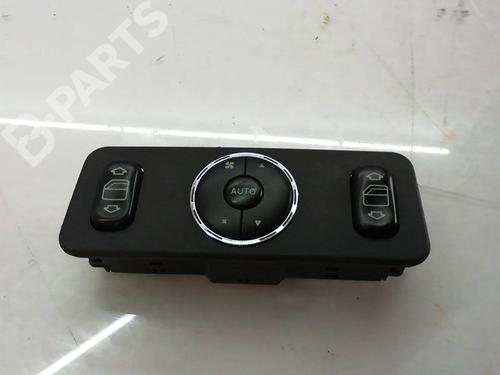Used Right rear window switch Right rear window switch MERCEDES-BENZ M-CLASS (W163) ML 270 CDI (163.113) (163 hp) 8241122 8241122