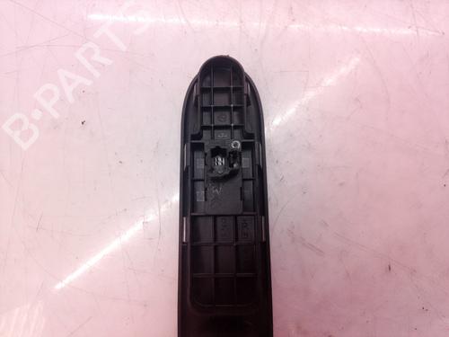 Right front window switch PEUGEOT 307 Break (3E) 2.0 HDI 110 | BP8341018I26 