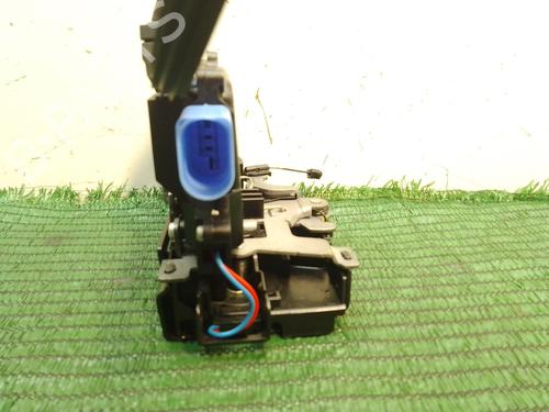 Rear left lock VW TOURAN (1T1, 1T2) 2.0 TDI 16V | BP19916328C100 