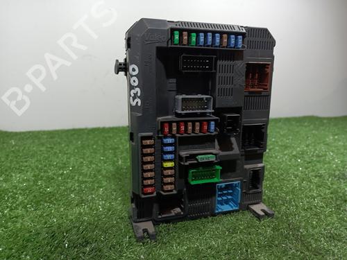 Fuse box PEUGEOT 208 I (CA_, CC_)  | BP15823352E1