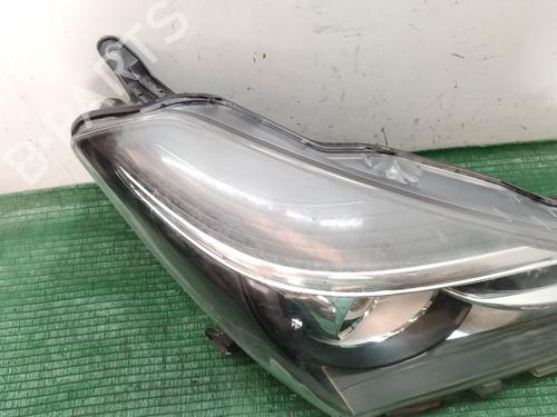 Right headlight TOYOTA YARIS (_P13_) 1.5 Hybrid (NHP130_, NHP130) | BP28211308C29