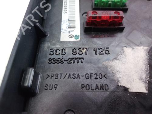 Fuse box VW PASSAT B6 (3C2) 2.0 TDI 16V | BP8305334E1 