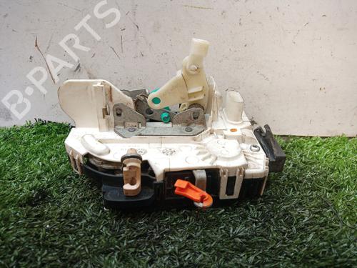 Used Front left lock DODGE CALIBER 2.0 CRD (140 hp) 17327070