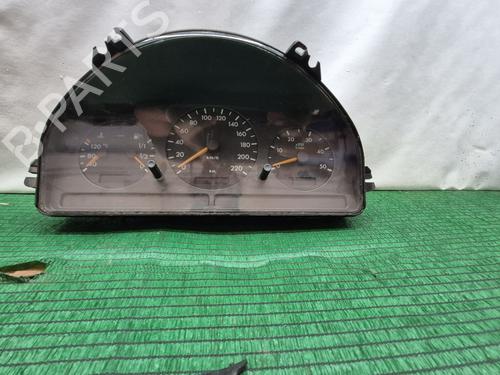 Used Instrument cluster MERCEDES-BENZ M-CLASS (W163) [1998-2005]  27185519