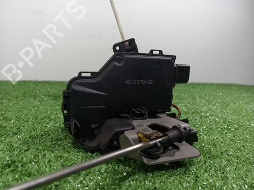 Serrure avant droite AUDI A4 B6 (8E2) 1.9 TDI | BP15554806C97 