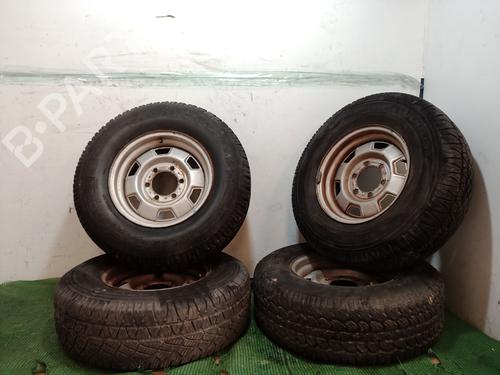 Used Wheel set Wheel set MITSUBISHI GALLOPER (JK-01) 2.5 TD intercooler (99 hp) 40102679 40102679