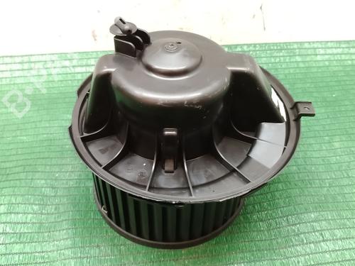 Heater blower motor AUDI Q3 (8UB, 8UG) 2.0 TDI | BP29254531M62 