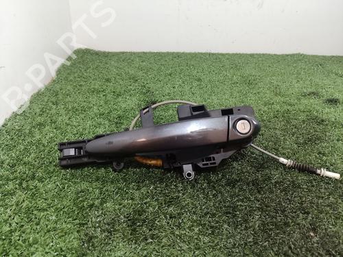 Used Front left exterior door handle BMW 1 (E87) 116 i (115 hp) 18071475