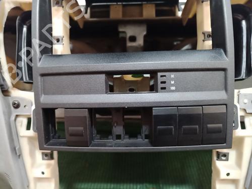 Dashboard KIA SORENTO I (JC) 2.5 CRDi 4WD | BP21771061C46 