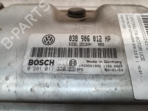 Engine control unit (ECU) CHRYSLER VOYAGER II (ES) 2.5 i | BP7923327M57