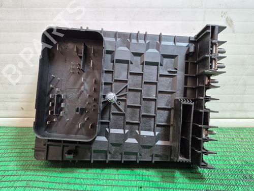 Fuse box SEAT LEON (1P1) 2.0 TDI 16V | BP36662586E1 - Image 3