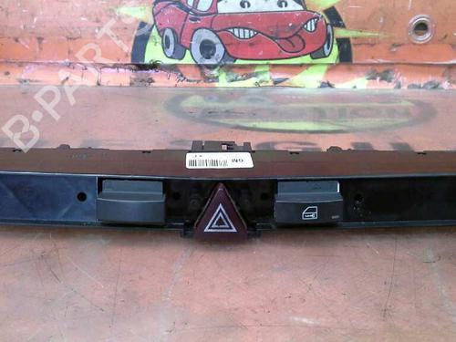 Used Warning switch OPEL ZAFIRA / ZAFIRA FAMILY B (A05) [2005-2019]  7925345