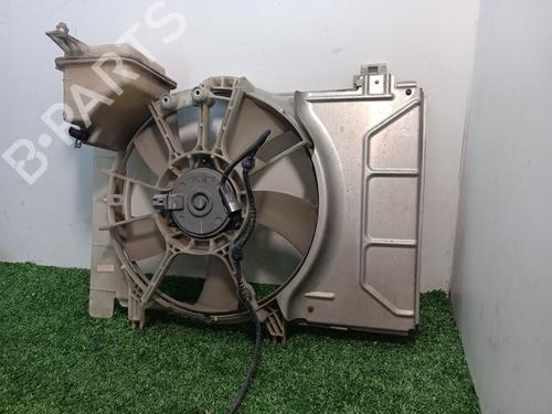 Radiator fan TOYOTA YARIS (_P9_) 1.3 VVT-i (SCP90_, SCP90R) | BP15802941M35 