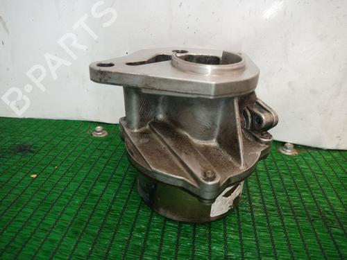 Used Vacuum pump RENAULT KANGOO Express (FW0/1_) 1.5 dCi 90 (FW0G, FW05, FW08, FW11) (90 hp) 30510482