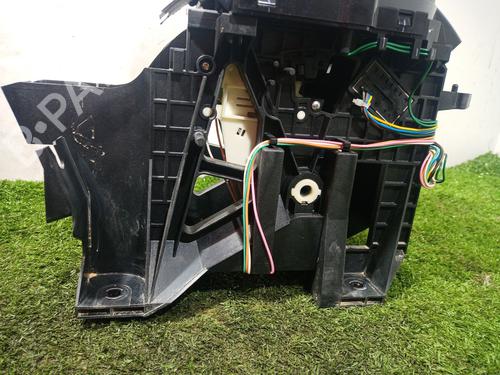 Gear lever NISSAN JUKE (F15) 1.6 DIG-T 4x4 | BP24149052M90 