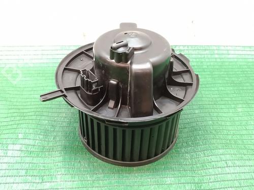 Heater blower motor AUDI Q3 (8UB, 8UG) 2.0 TDI | BP29254531M62 