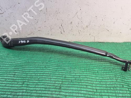 Used Front windshield wiper arm PORSCHE CAYENNE (9PA) Turbo 4.5 (450 hp) 29559297