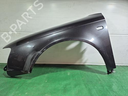 Forskærm venstre AUDI A4 B7 (8EC) 2.0 (130 hp) 31310036