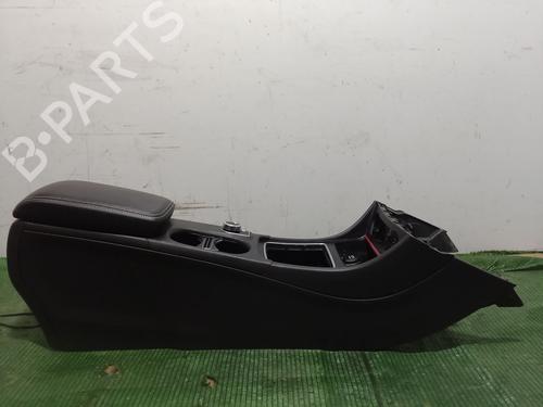 Used Middle console MERCEDES-BENZ CLA Coupe (C117) CLA 180 (117.342) (122 hp) 22758403