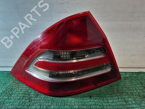 Used Left taillight MERCEDES-BENZ C-CLASS (W203) C 270 CDI (203.016) (170 hp) 31013228