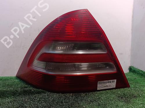 Used Left taillight Left taillight MERCEDES-BENZ C-CLASS (W203) [2000-2007] 8223576 8223576