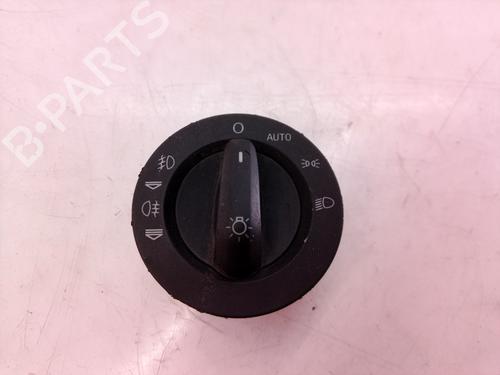 Commande de phare AUDI A6 C5 (4B2) 1.8 T (150 hp) 8728307