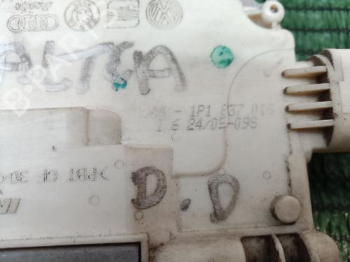 Front right lock SEAT ALTEA (5P1) 1.9 TDI | BP19916361C97 