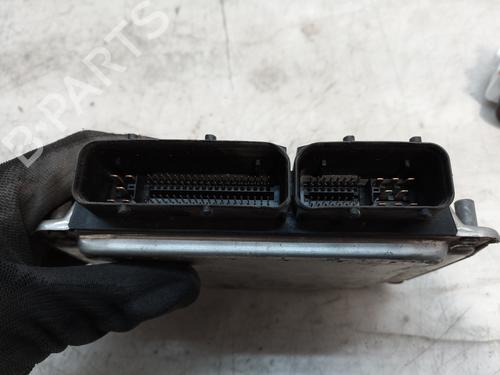 Engine control unit (ECU) CHRYSLER VOYAGER II (ES) 2.5 i | BP7923327M57