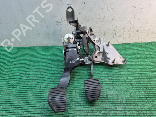 Used Break pedal PEUGEOT 5008 II (MC_, MJ_, MR_, M4_) 1.6 BlueHDi 120 (MCBHZH, MCBHZW) (120 hp) 29886040