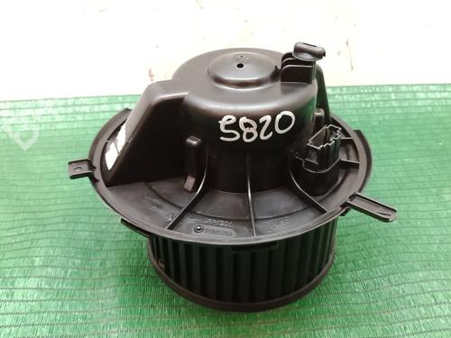 Used Heater blower motor AUDI Q3 (8UB, 8UG) 2.0 TDI (140 hp) 29254531