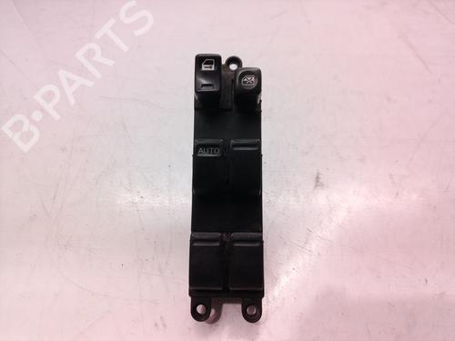 Used Left front window switch NISSAN ALMERA II (N16) 2.2 Di (110 hp) 8641886