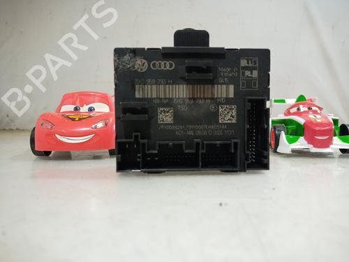 Used Electronic module SKODA SUPERB II Estate (3T5) 2.0 TDI 16V (140 hp) 12439199
