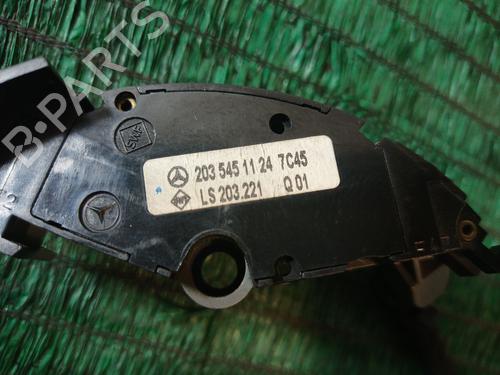 Steering wheel controls MERCEDES-BENZ C-CLASS (W203) C 270 CDI (203.016) | BP31190862E15