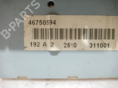 Fuse box FIAT STILO (192_)  | BP7922372E1  - Image 5