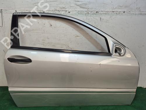 Used Right front door MERCEDES-BENZ C-CLASS Coupe (CL203) C 220 CDI (203.708) (150 hp) 26530142