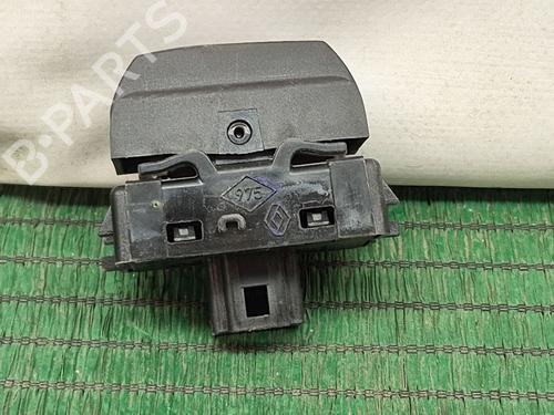 Switch DACIA SANDERO II TCe 90 (B8M1, B8MA, B8AC) | BP28380765I30