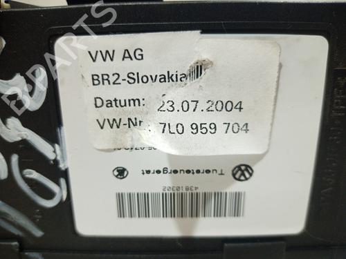 Right rear window motor VW TOUAREG (7LA, 7L6, 7L7) 2.5 R5 TDI | BP11282447E22 