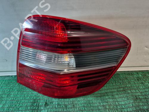 Used Right taillight MERCEDES-BENZ M-CLASS (W164) ML 280 CDI 4-matic (164.120) (190 hp) 31707392