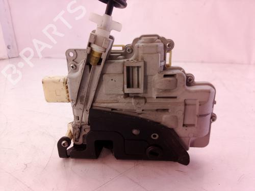 Rear right lock VW PASSAT B6 (3C2) 2.0 TDI 16V | BP8305337C99 