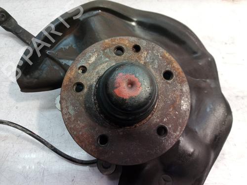 Left front steering knuckle MERCEDES-BENZ E-CLASS (W210) E 300 D (210.020) | BP9675845M25 