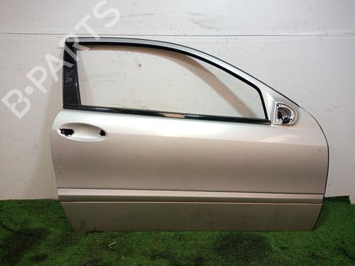 Used Right front door MERCEDES-BENZ C-CLASS Coupe (CL203) C 200 Kompressor (203.745) (163 hp) 17650350